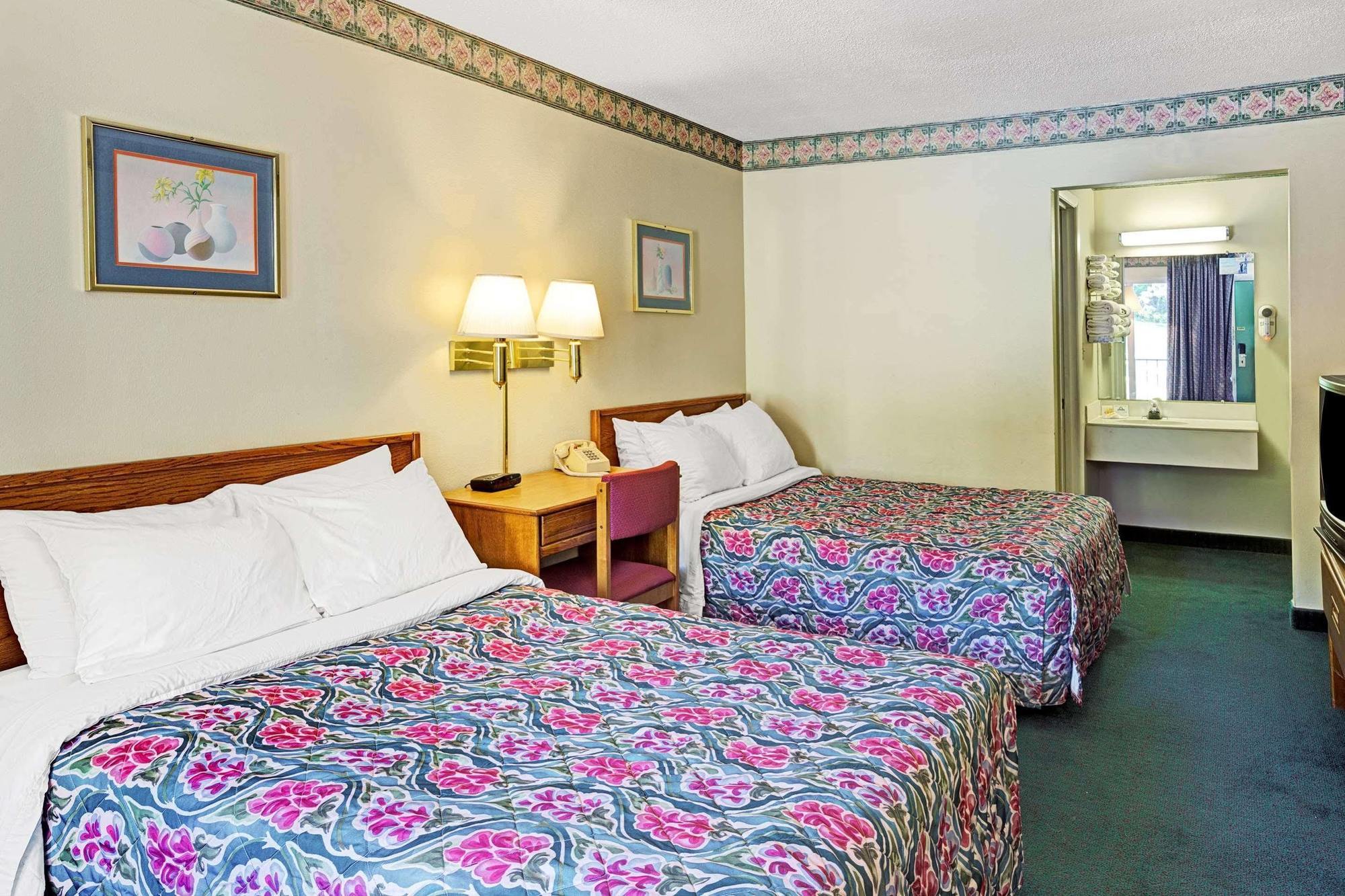 Days Inn By Wyndham Jellico - Tennessee State Line Exterior foto
